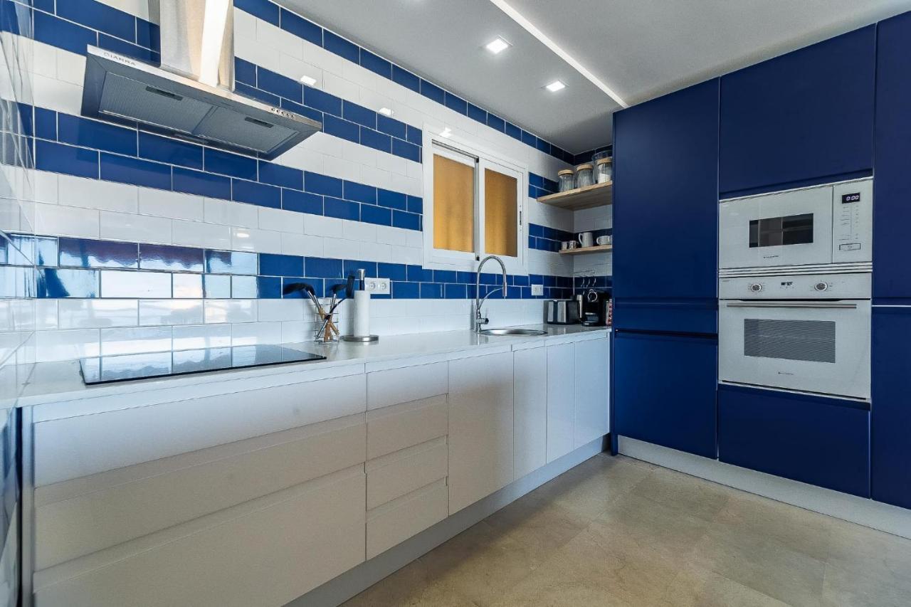 Vistas Azules -- Remodeled, Large Terrace, Spectacular Ocean Views And Beach Level Access Torremolinos Exterior photo